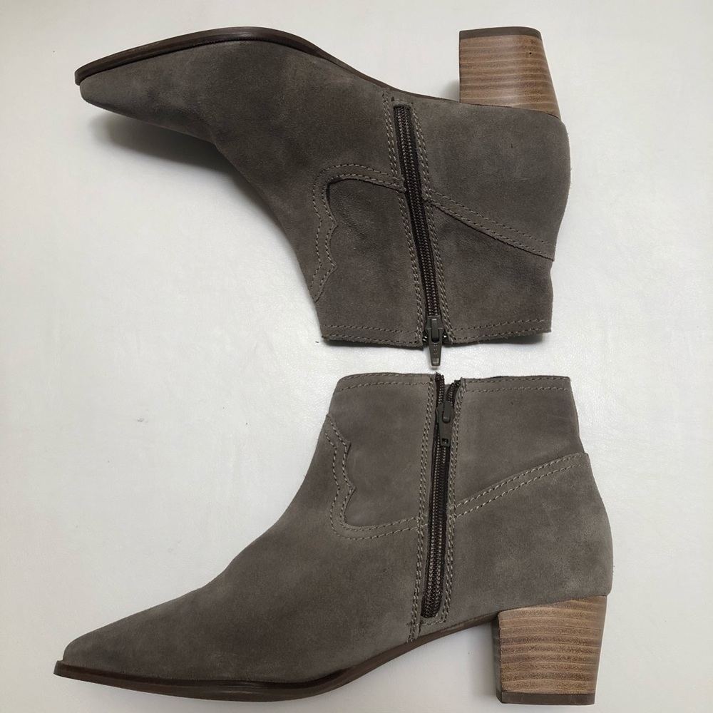 NWOT NIB SEYCHELLES SUEDE BOOTLETTE - Picture 6 of 8
